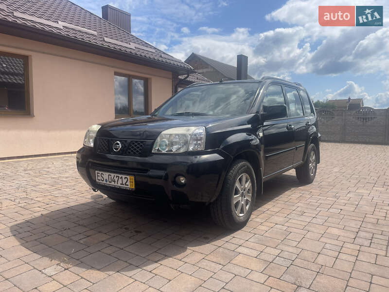 Позашляховик / Кросовер Nissan X-Trail 2005 в 