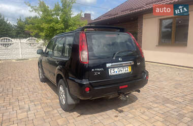 Позашляховик / Кросовер Nissan X-Trail 2005 в 