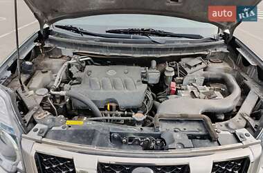 Внедорожник / Кроссовер Nissan X-Trail 2012 в 
