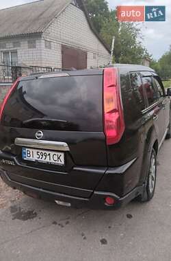 Позашляховик / Кросовер Nissan X-Trail 2007 в 