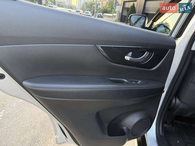 Внедорожник / Кроссовер Nissan X-Trail 2019 в Киеве фото 9 Внедорожник / Кроссовер Nissan X-Trail 2019 в Киеве