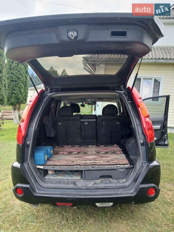 Позашляховик / Кросовер Nissan X-Trail 2007 в Верховині