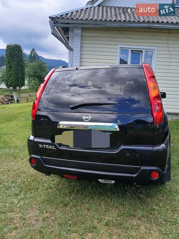 Позашляховик / Кросовер Nissan X-Trail 2007 в Верховині