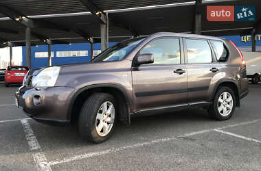 Позашляховик / Кросовер Nissan X-Trail 2008 в 
