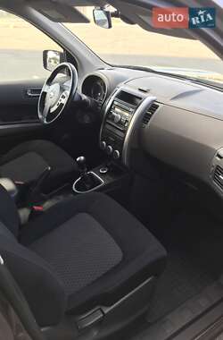 Позашляховик / Кросовер Nissan X-Trail 2008 в 