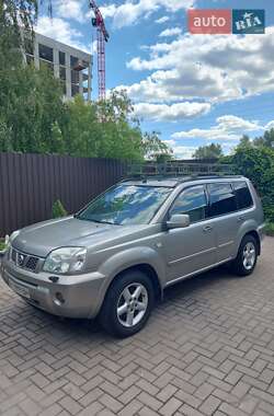Внедорожник / Кроссовер Nissan X-Trail 2003 в Киеве