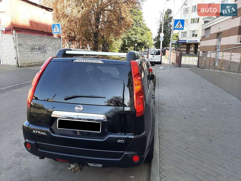 Позашляховик / Кросовер Nissan X-Trail 2010 в Софіївській Борщагівці