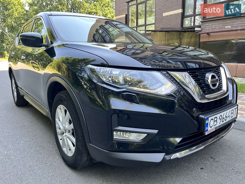 Позашляховик / Кросовер Nissan X-Trail 2018 в Чернігові