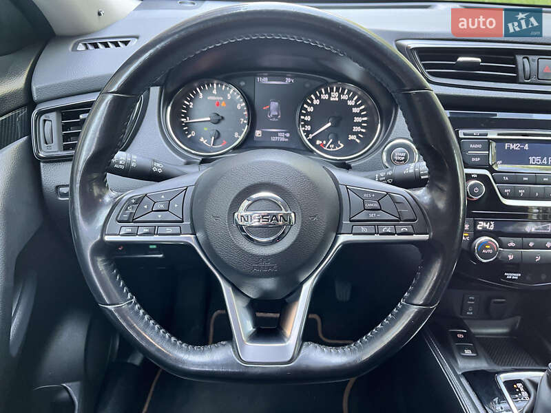 Позашляховик / Кросовер Nissan X-Trail 2018 в Чернігові