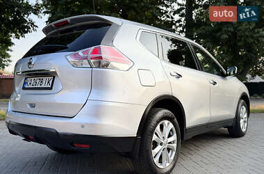 Позашляховик / Кросовер Nissan X-Trail 2016 в 