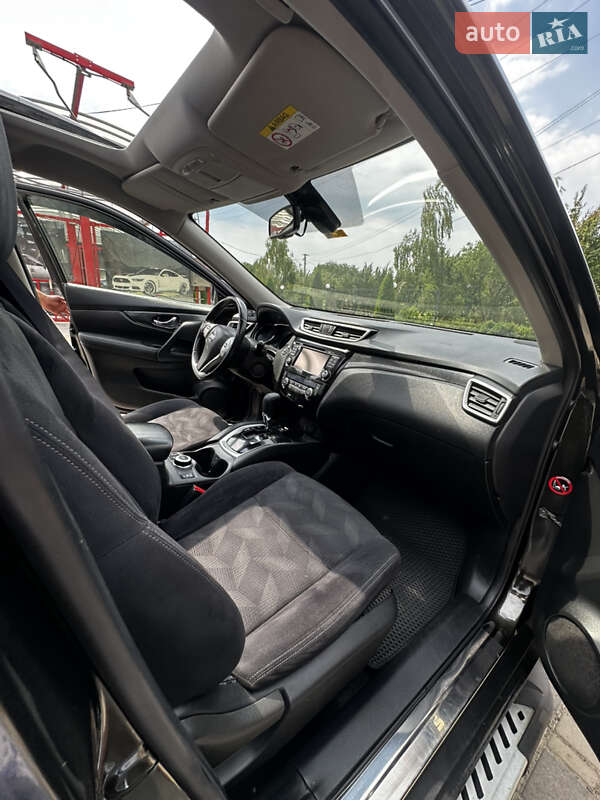 Позашляховик / Кросовер Nissan X-Trail 2016 в Бершаді