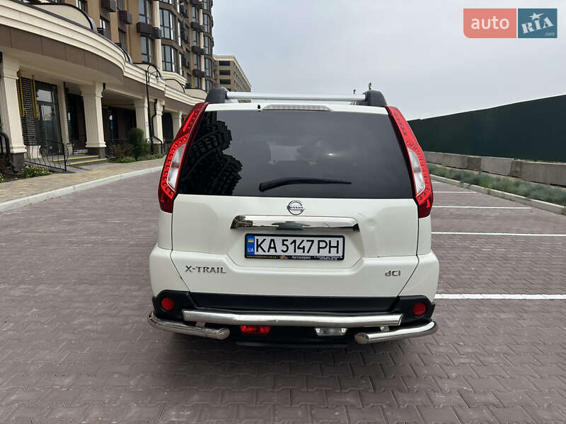 Внедорожник / Кроссовер Nissan X-Trail 2013 в Киеве