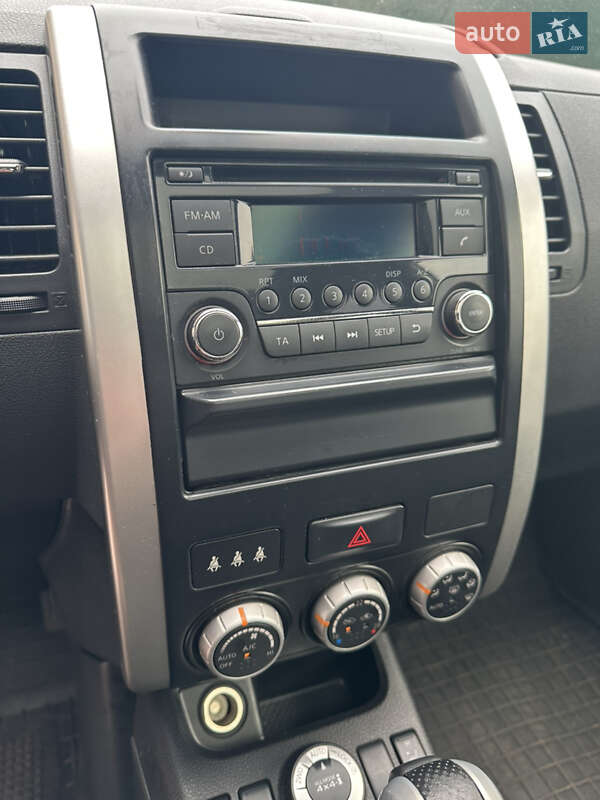 Внедорожник / Кроссовер Nissan X-Trail 2013 в Киеве