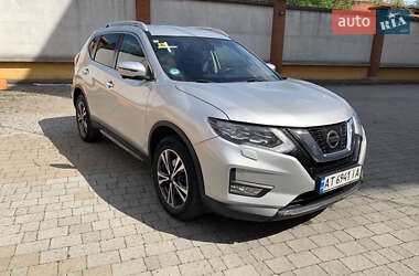 Позашляховик / Кросовер Nissan X-Trail 2017 в Коломиї