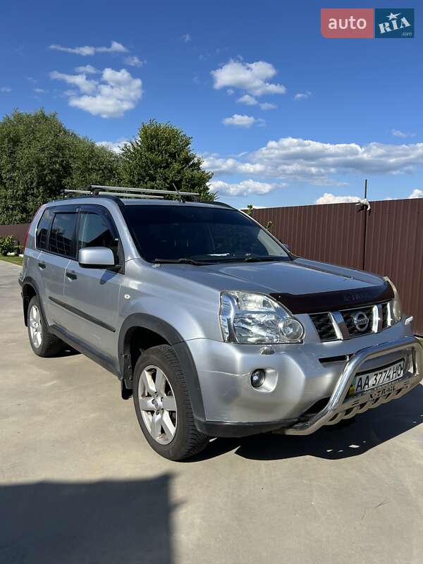 Внедорожник / Кроссовер Nissan X-Trail 2008 в Киеве