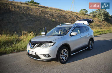 Внедорожник / Кроссовер Nissan X-Trail 2016 в Одессе