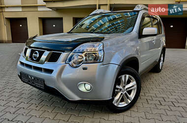 Внедорожник / Кроссовер Nissan X-Trail 2013 в Хмельницком