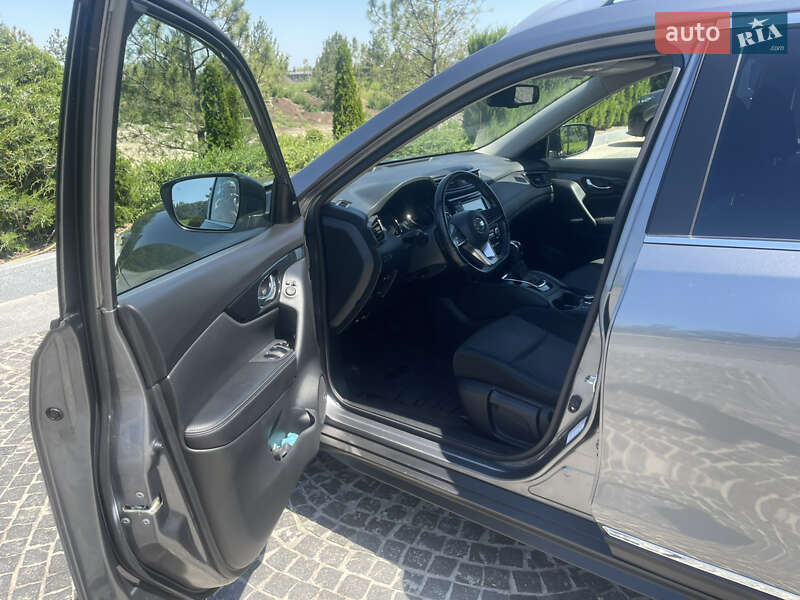 Внедорожник / Кроссовер Nissan X-Trail 2020 в Днепре
