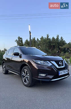 Внедорожник / Кроссовер Nissan X-Trail 2020 в Киеве