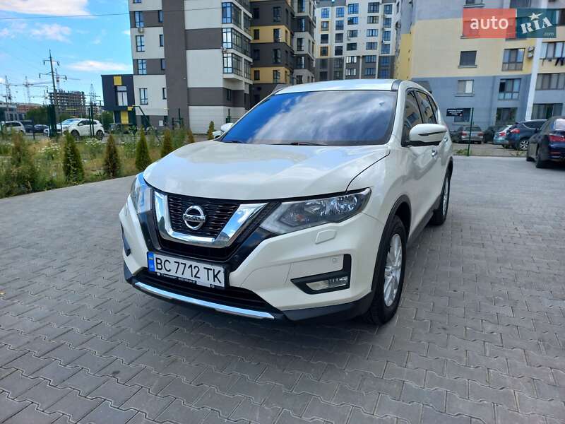 Внедорожник / Кроссовер Nissan X-Trail 2018 в Львове