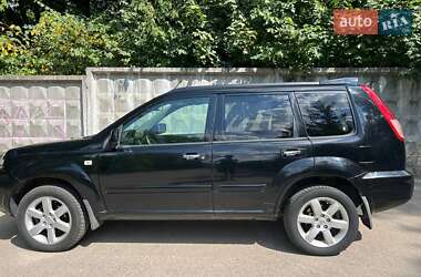 Внедорожник / Кроссовер Nissan X-Trail 2006 в 