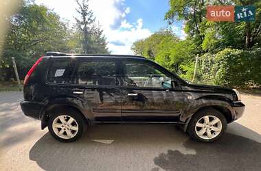 Внедорожник / Кроссовер Nissan X-Trail 2006 в 