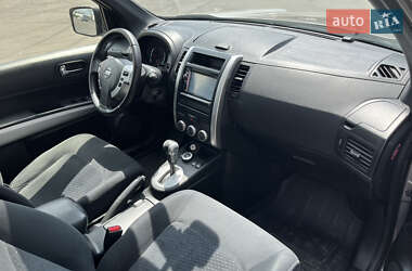 Внедорожник / Кроссовер Nissan X-Trail 2012 в 