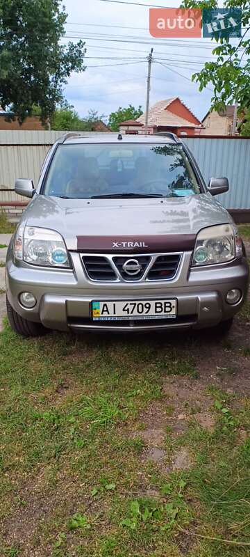 Внедорожник / Кроссовер Nissan X-Trail 2002 в Гостомеле
