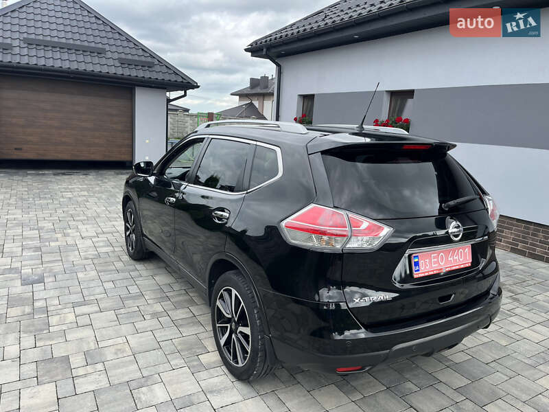 Внедорожник / Кроссовер Nissan X-Trail 2015 в Ровно