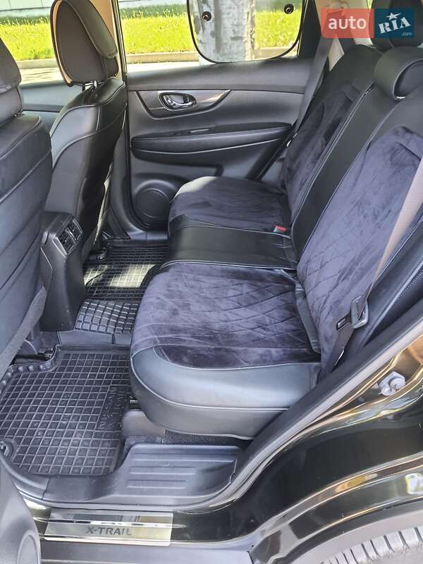 Позашляховик / Кросовер Nissan X-Trail 2019 в Миколаєві