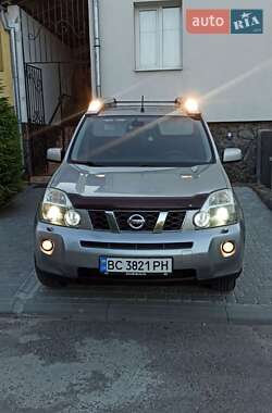 Внедорожник / Кроссовер Nissan X-Trail 2008 в Золочеве