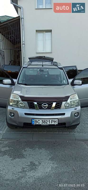 Позашляховик / Кросовер Nissan X-Trail 2008 в Золочеві