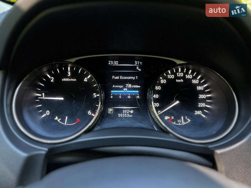 Позашляховик / Кросовер Nissan X-Trail 2015 в Львові