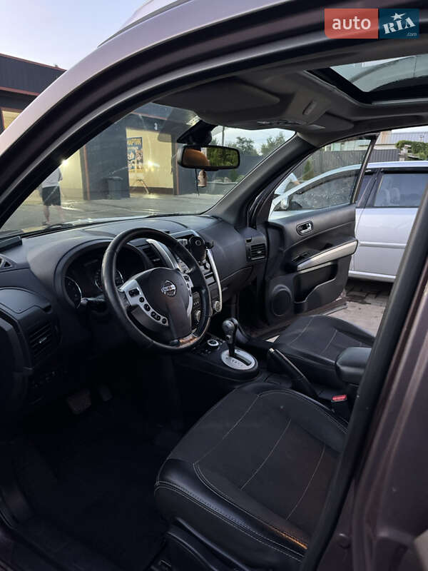 Внедорожник / Кроссовер Nissan X-Trail 2010 в Лозовой