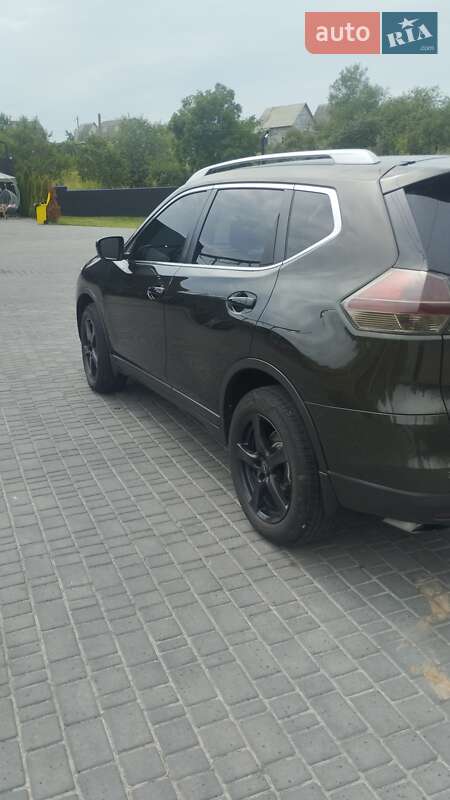 Nissan X-Trail 2015