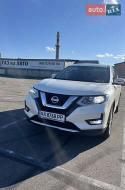 Внедорожник / Кроссовер Nissan X-Trail 2019 в Киеве