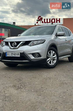 Внедорожник / Кроссовер Nissan X-Trail 2017 в Киеве