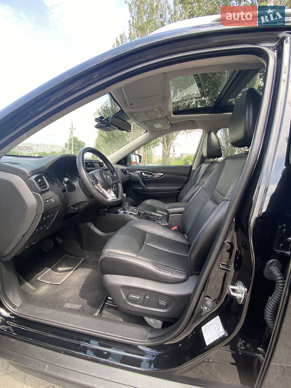 Позашляховик / Кросовер Nissan X-Trail 2021 в Дніпрі