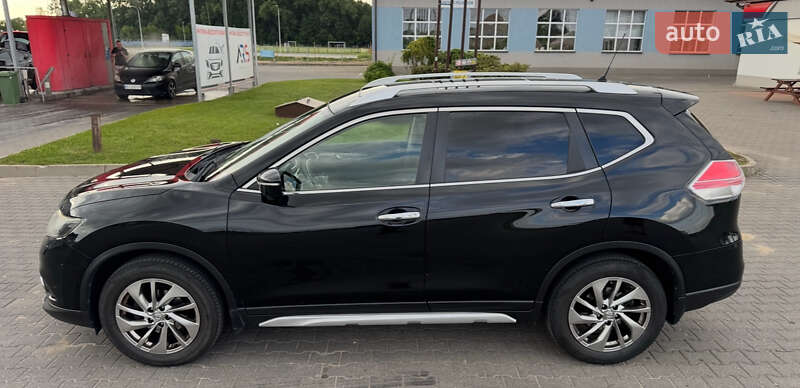 Внедорожник / Кроссовер Nissan X-Trail 2017 в Запорожье