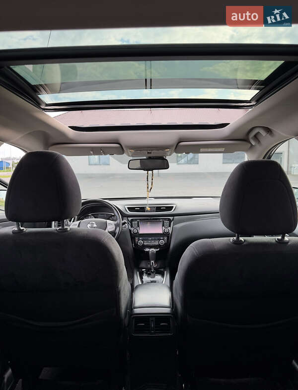 Внедорожник / Кроссовер Nissan X-Trail 2017 в Запорожье