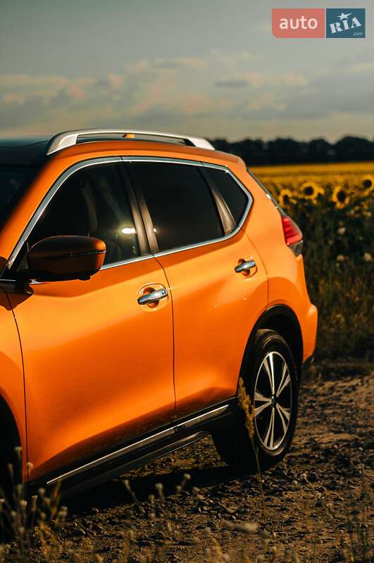 Позашляховик / Кросовер Nissan X-Trail 2018 в Києві