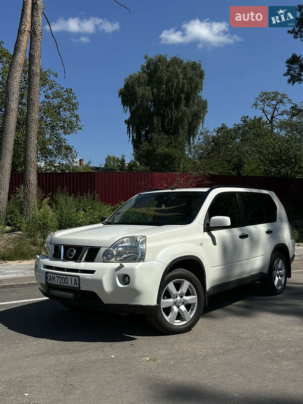 Позашляховик / Кросовер Nissan X-Trail 2007 в Житомирі