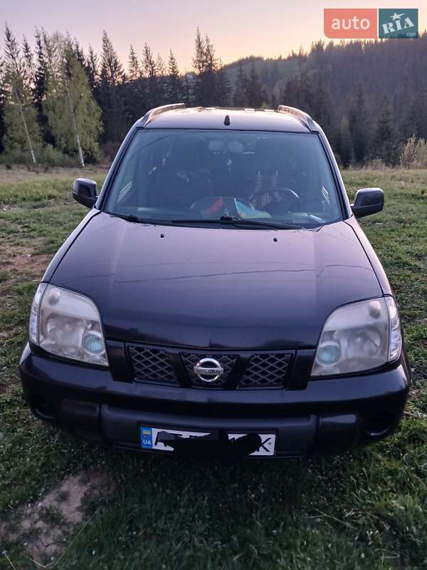 Позашляховик / Кросовер Nissan X-Trail 2005 в Івано-Франківську