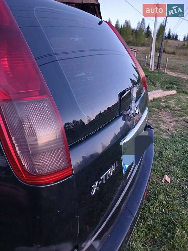 Позашляховик / Кросовер Nissan X-Trail 2005 в Івано-Франківську