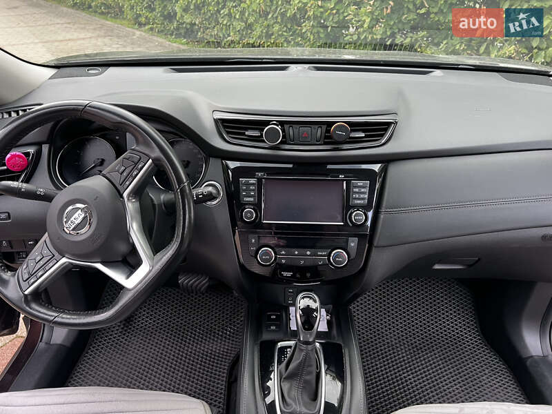 Позашляховик / Кросовер Nissan X-Trail 2019 в Запоріжжі