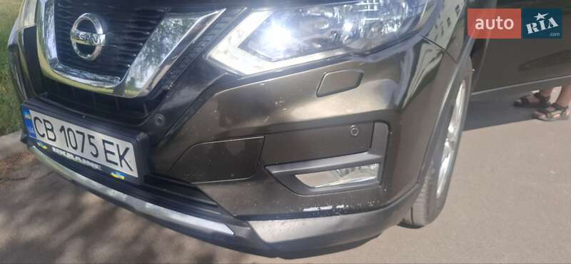 Внедорожник / Кроссовер Nissan X-Trail 2017 в Чернигове