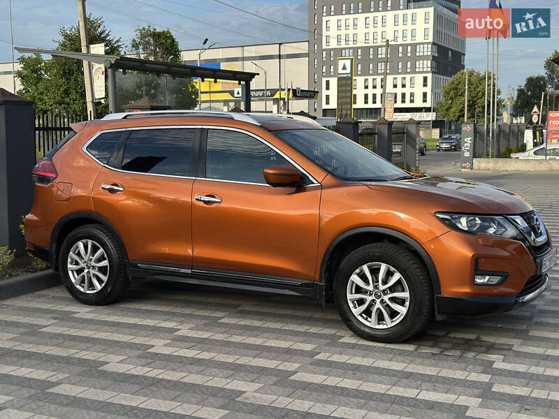 Позашляховик / Кросовер Nissan X-Trail 2018 в Львові