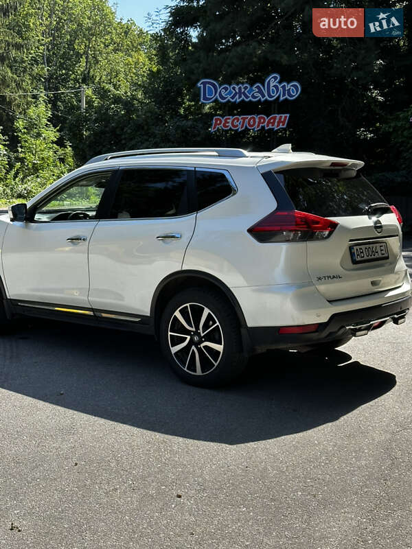 Внедорожник / Кроссовер Nissan X-Trail 2017 в Киеве