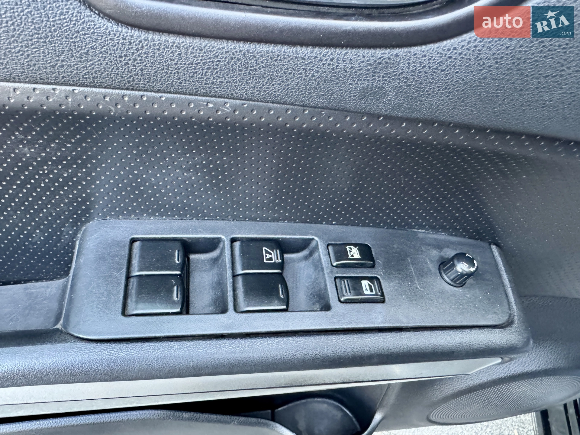 2013 Nissan X-Trail - мініатюра 25