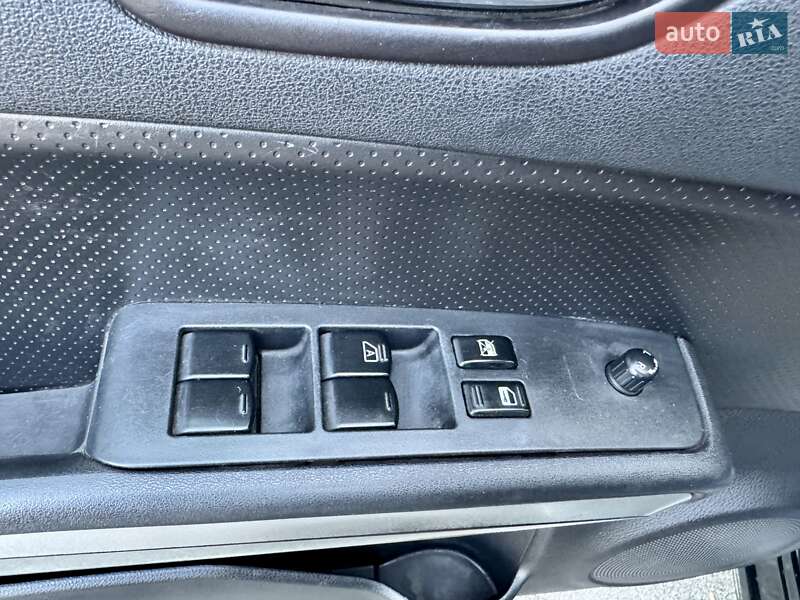 Внедорожник / Кроссовер Nissan X-Trail 2013 в Киеве